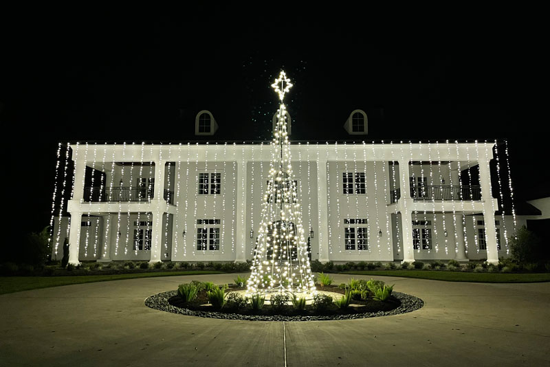 Ignite Christmas Lighting Residential Exterior Lighted Spheres and Drops